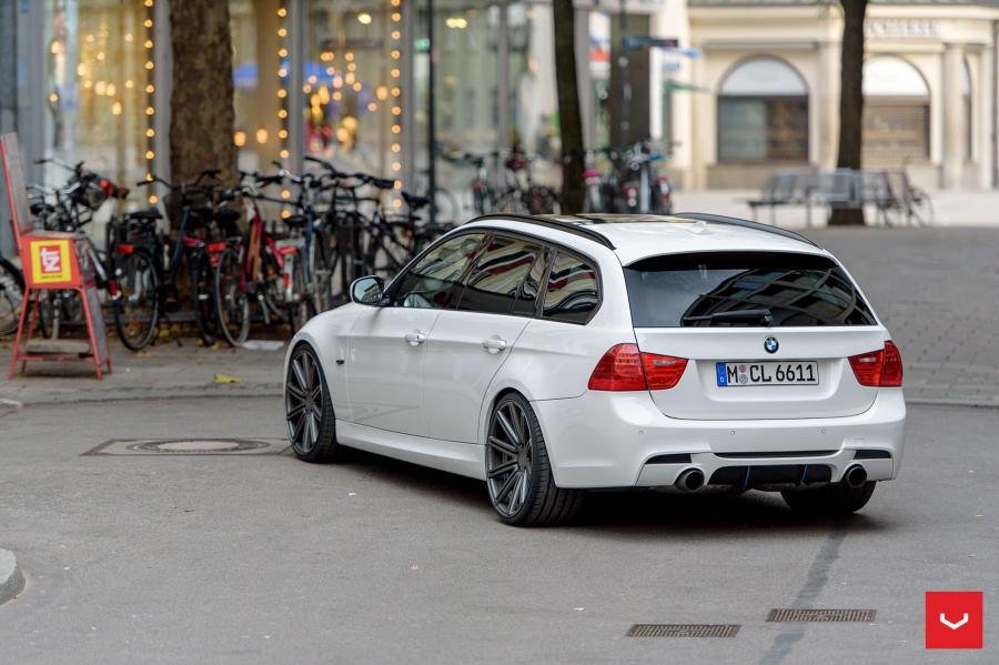  BMW 3-Series Touring on Vossen Wheels (CV4) 2016 года  (фото 18 из 26)